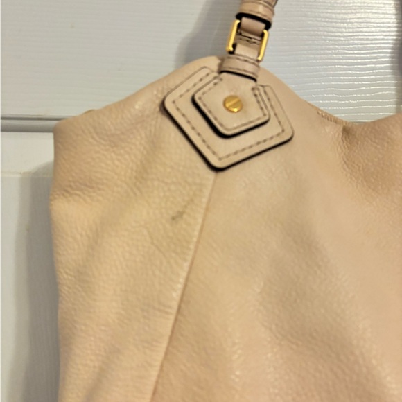 🔥Marc By Marc Jacobs Classic Q Nude Shoulder Bag PRICED TO SELL - Picture 7 of 9